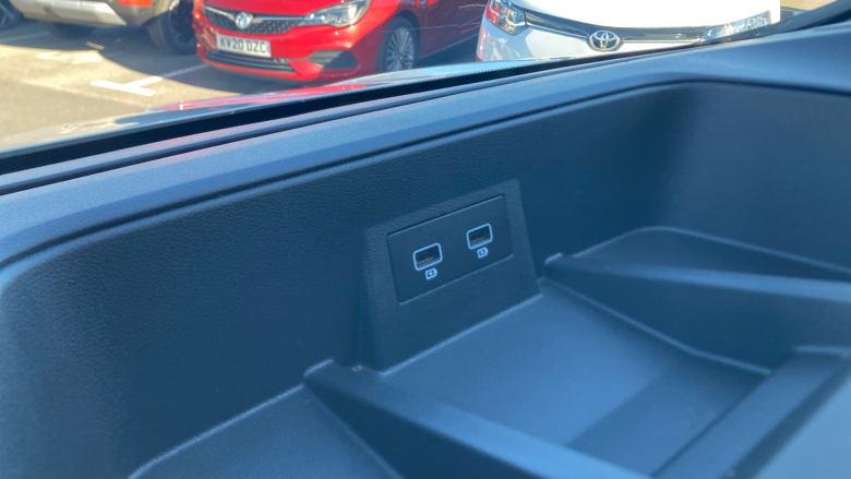 Renault Trafic Swb Diesel SL30 Blue dCi 130 Advance Van